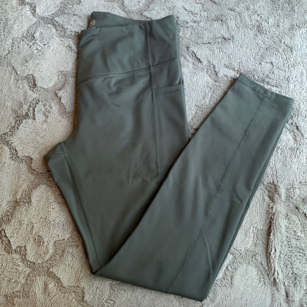 GAIAM Olive Green Leggings with Pockets